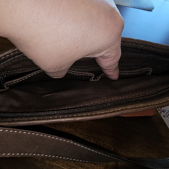 For @cookie95834 - Fossil Brown and Red Patchwork Leather Shoulder Hobo Bag NWT - Picture 11 of 12